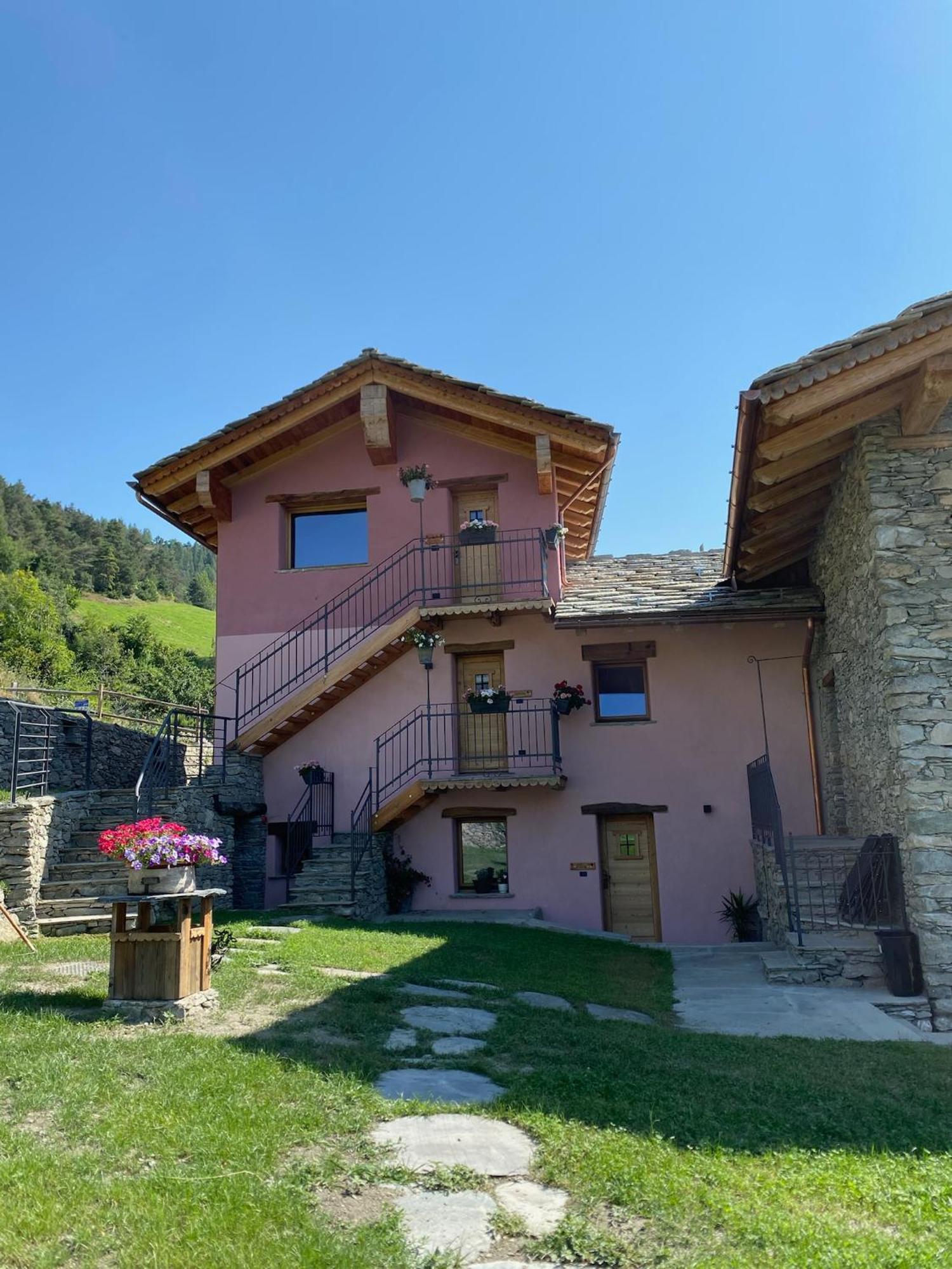 La Famille D'Evian Otel Villeneuve Dış mekan fotoğraf